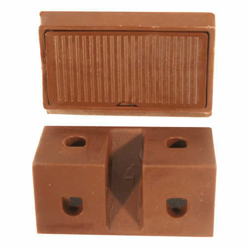 Pièce d’assemblage pour renfort de meubles - entraxe 24 mm -